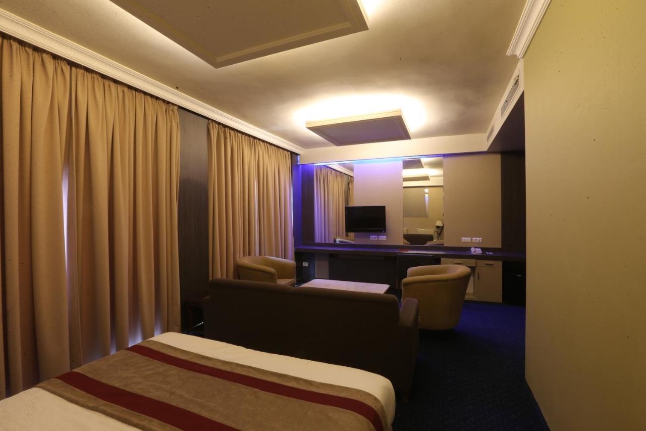 Padova Hotel Beirut Exterior photo